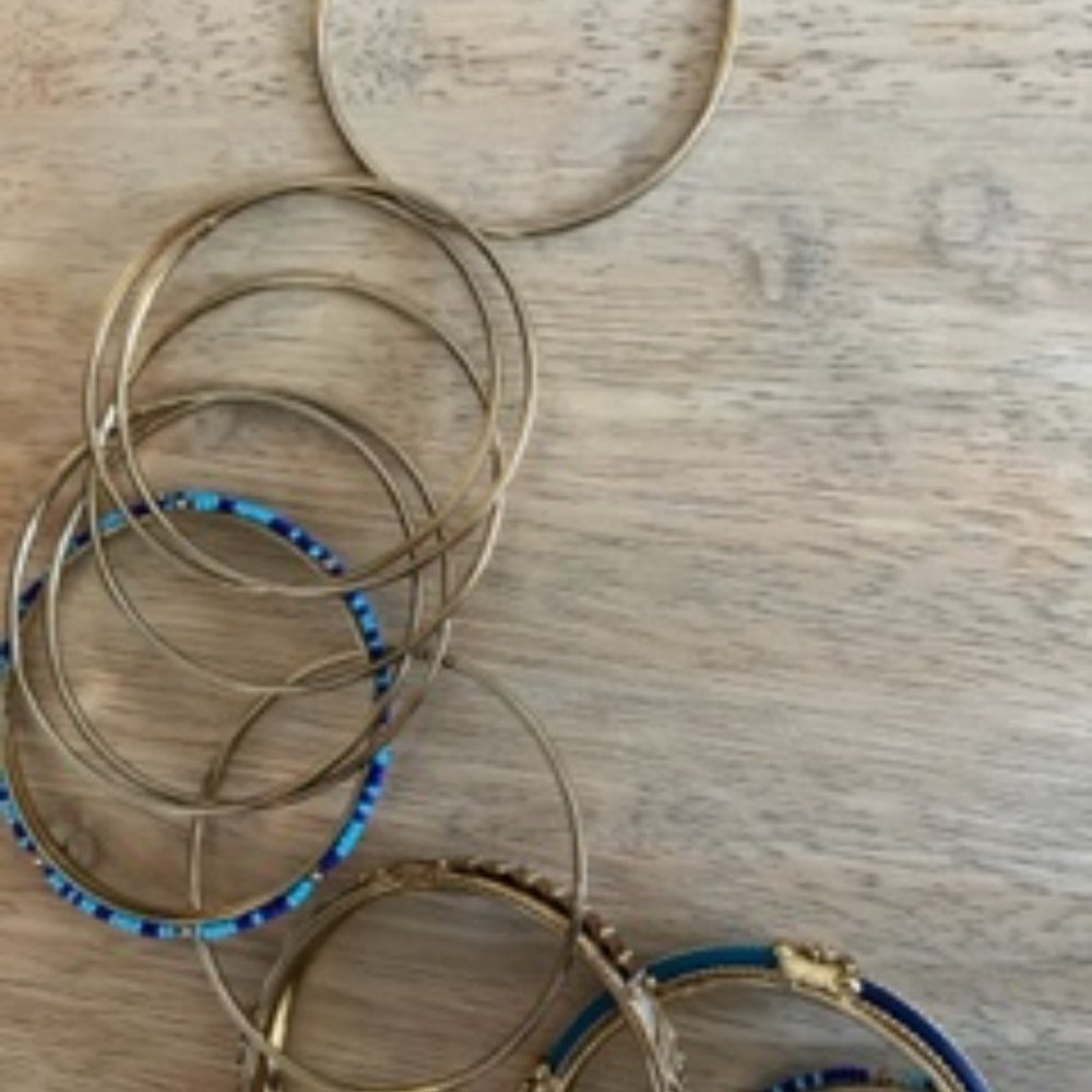 Bracelets - Picture 4 of 5